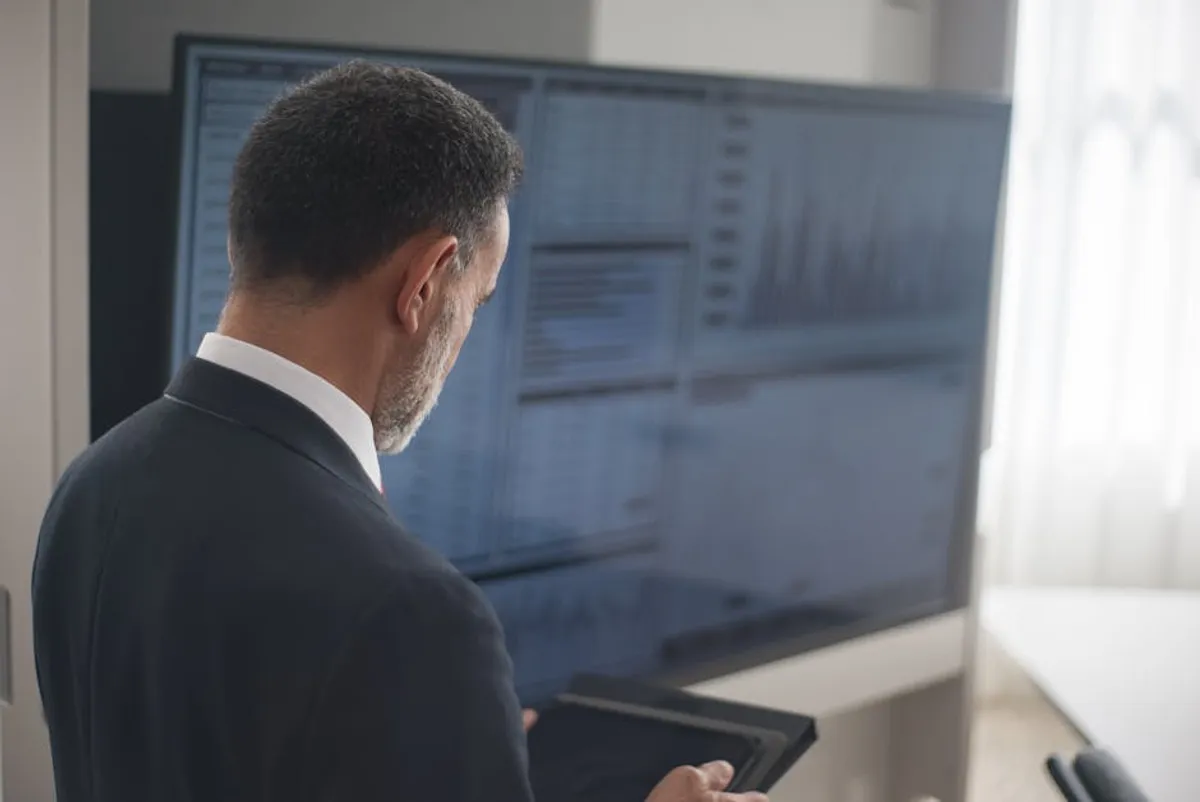 furtherbusiness.com vs. Broader Search Trends: Lessons for coaches